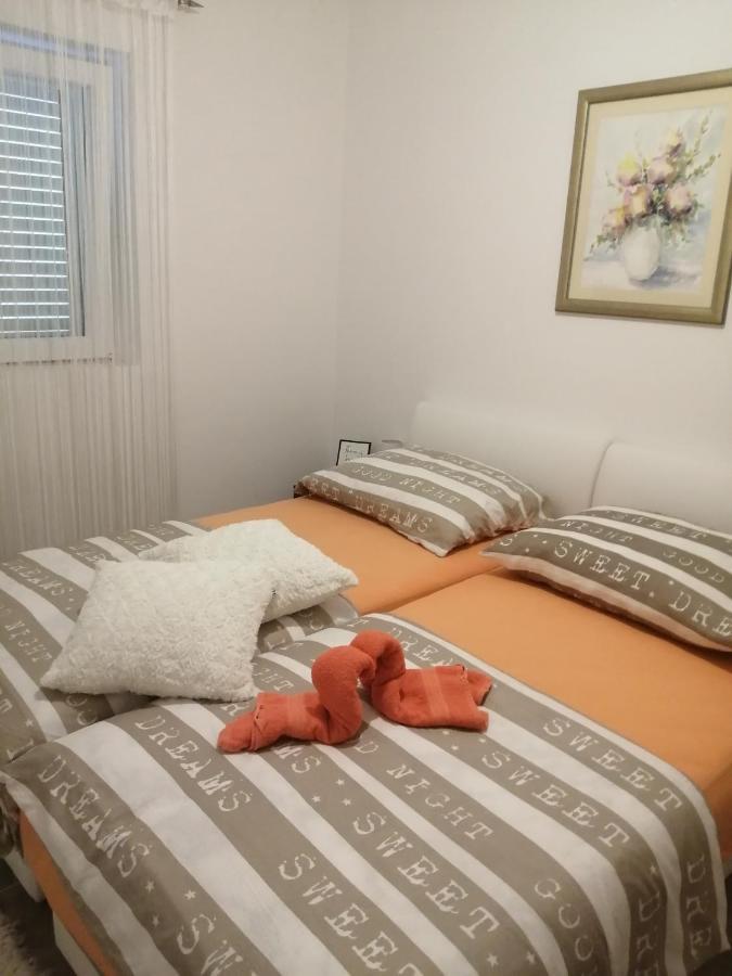 Apartman Radic Trogir Ngoại thất bức ảnh